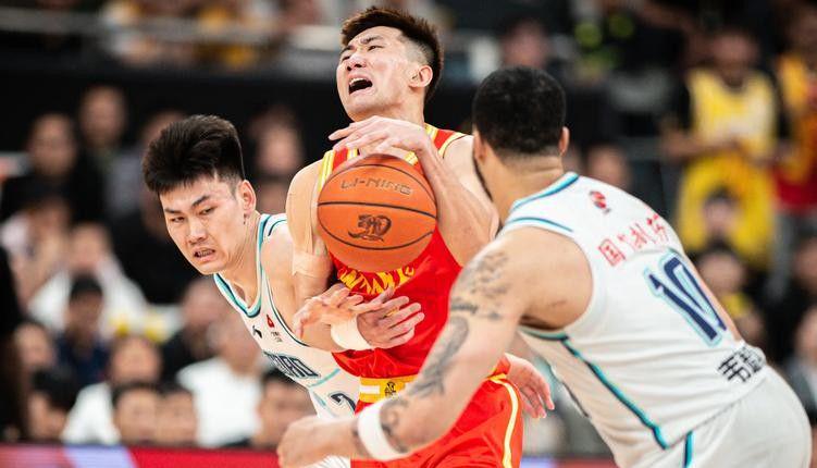 NBA出手了！总决赛G5裁判！果然又是福斯特